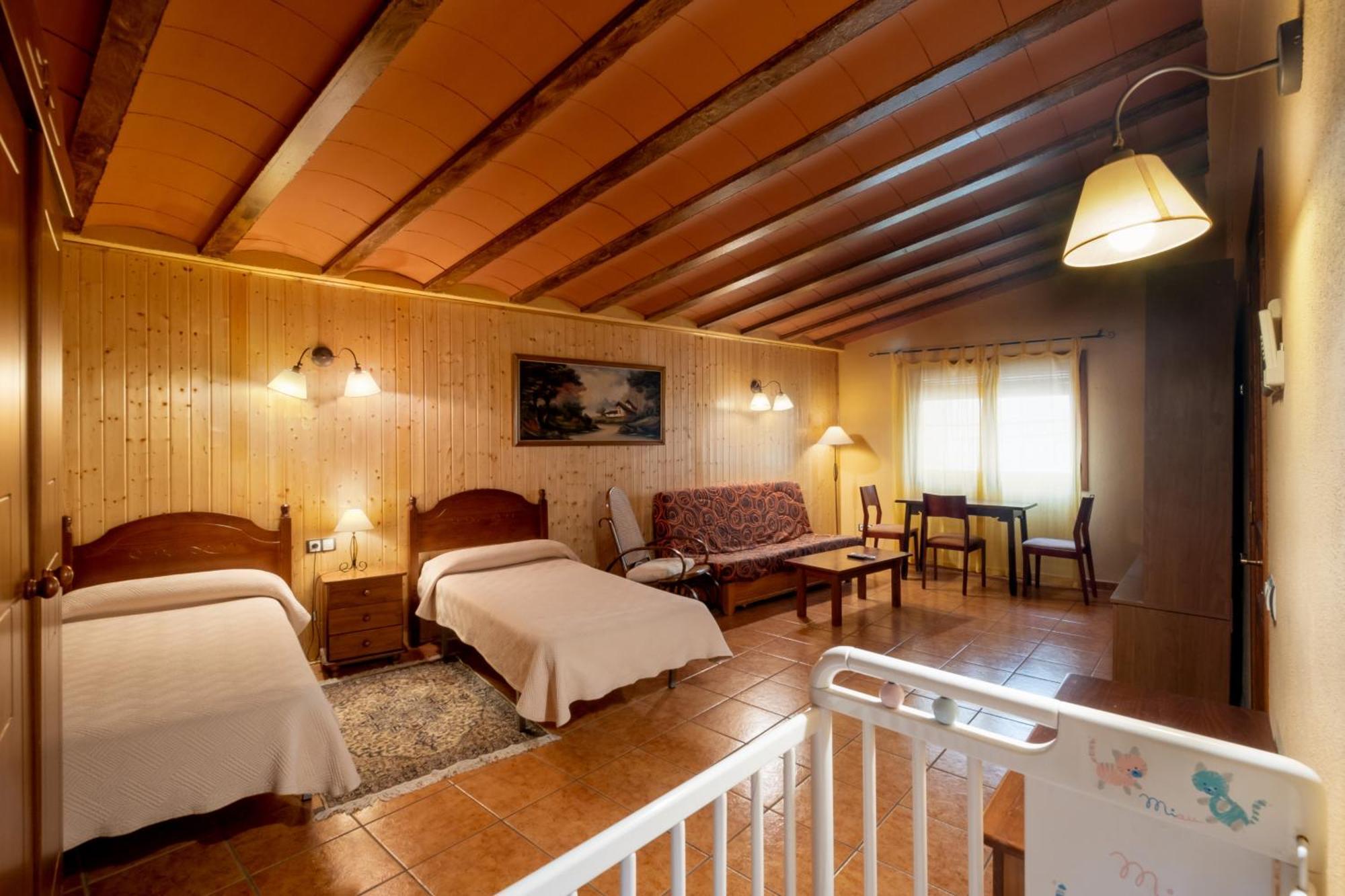 Rural Jorda Guest House Rodoñá Екстериор снимка