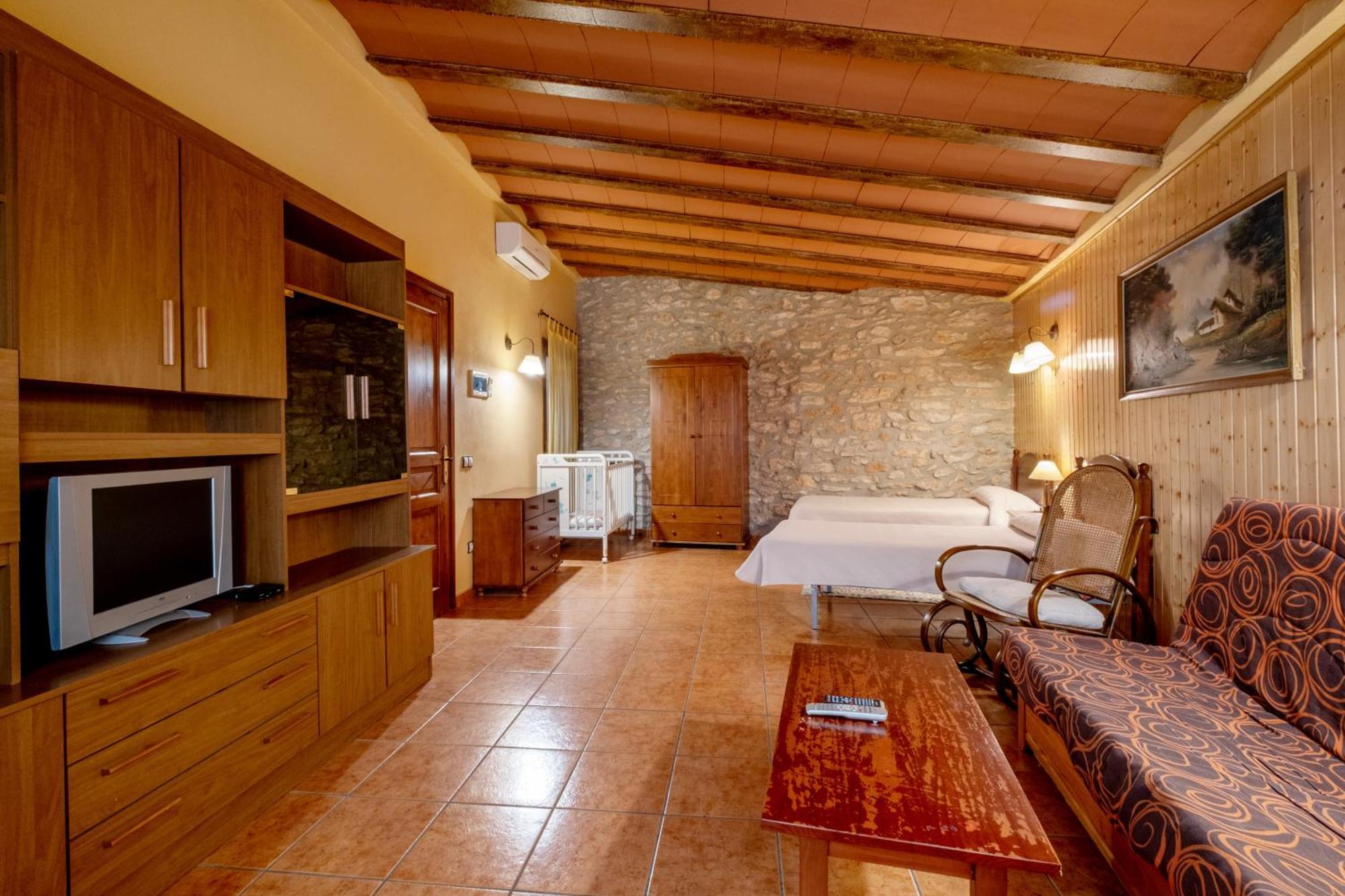 Rural Jorda Guest House Rodoñá Екстериор снимка