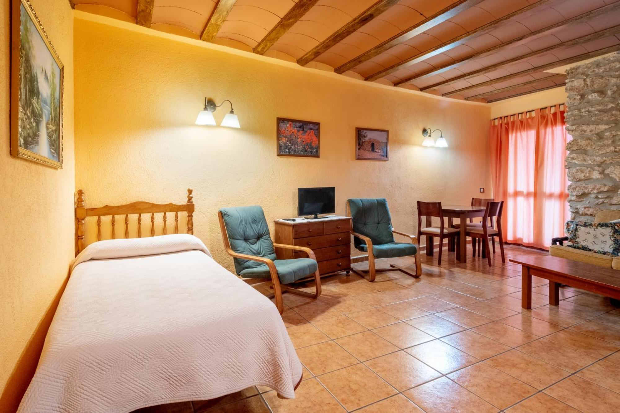 Rural Jorda Guest House Rodoñá Екстериор снимка